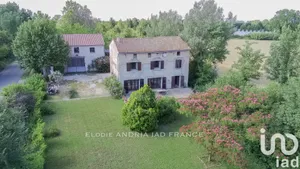 House at Le Thor (84250)