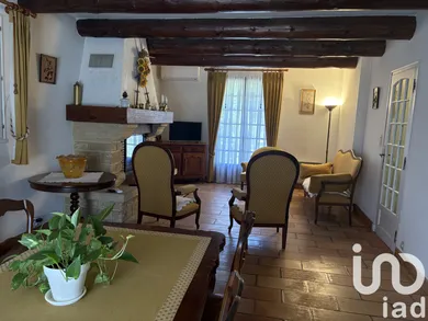 Traditional house in Saint-Didier (84210)