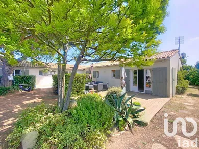 House at Saint-Martin-de-Ré (17410)