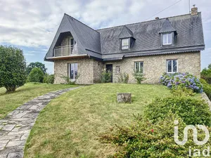 House at Saint-Georges-de-Reintembault (35420)