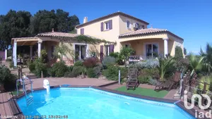 Traditional house at Tanneron (83440)