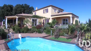 Traditional house at Tanneron (83440)