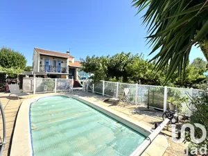Maison à Saint-Gilles (30800)