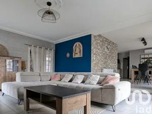 Pavillon à Sainte-Verge (79100)
