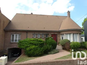 Architectural house at Wingles (62410)