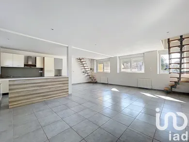 House at Val-de-Vesle (51360)