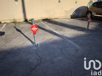 Parking at Six-Fours-les-Plages (83140)