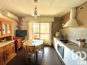 Apartment at Sanary-sur-Mer (83110)