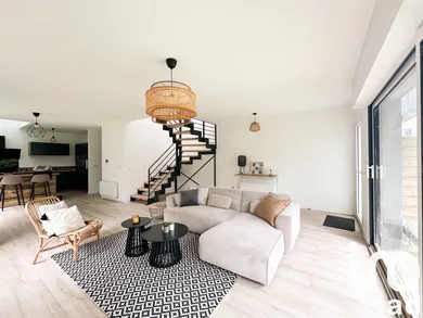 House in Croix (59170)