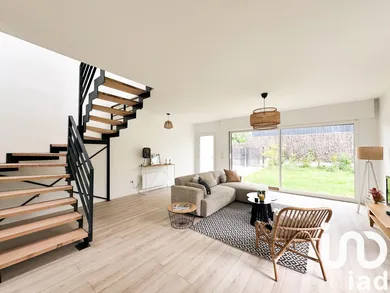 Maison à Croix (59170)