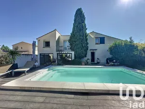 House at Jonquerettes (84450)