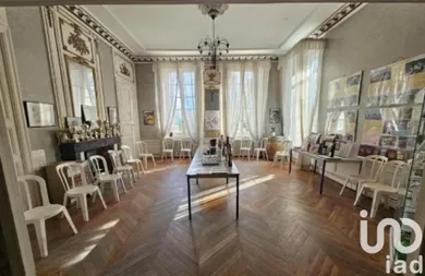 Castle at Bollène (84500)