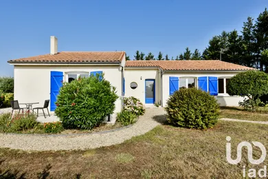 Pavillon à Mauzé-sur-le-Mignon (79210)