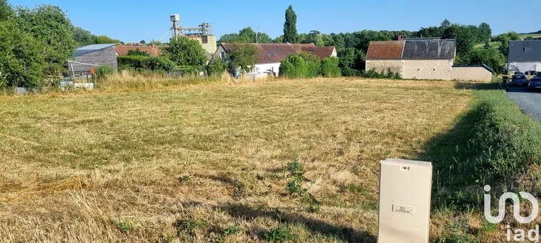 Terrain 1156 m² · à Varennes · 1 156 m² · 25 000 €