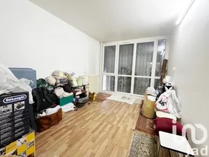 Apartment at Aubervilliers (93300)