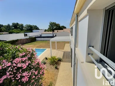 Maison à Saint-Laurent-de-la-Prée (17450)