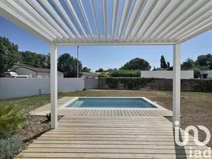 Maison à Saint-Laurent-de-la-Prée (17450)