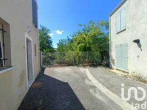 Maison à Meyrargues (13650)