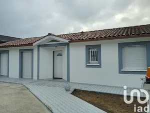 Maison de ville à Saint-Denis-de-Pile (33910)