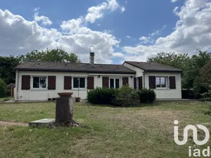 Village house at Saint-Macoux (86400)