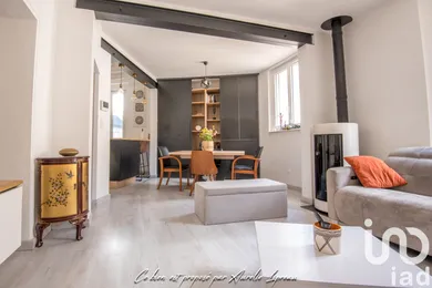 Townhouse in Doué-la-Fontaine (49700)