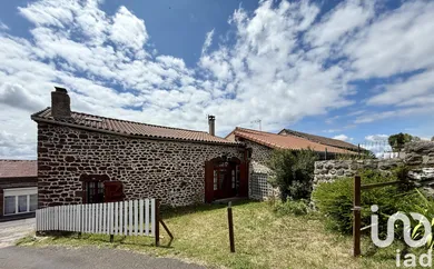 Village house at Saint-Jean-Lachalm (43510)