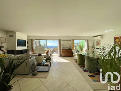 Apartment at Vence (06140)