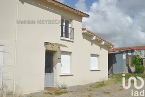 House at NIORT (79000)