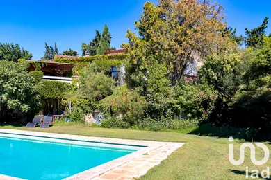 Maison d'architecte à Carpentras (84200)