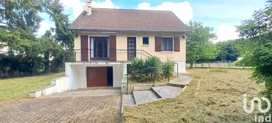 House at Saint-Hilaire-les-Andrésis (45320)