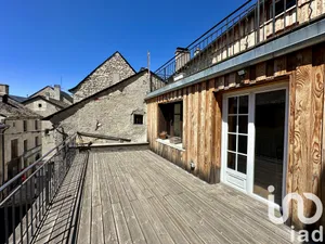 Immeuble à Saint-Alban-sur-Limagnole (48120)