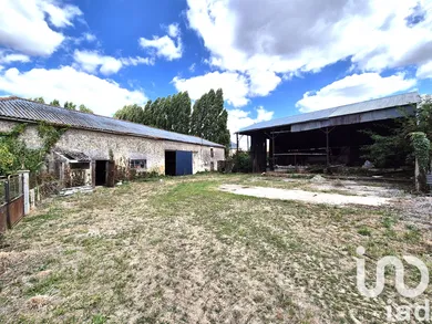 Maison de campagne à Oroux (79390)