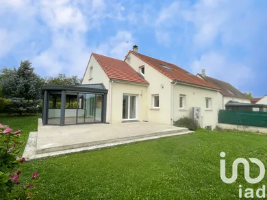 Traditional house at Cormicy (51220)