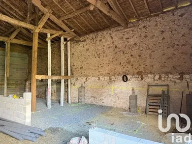 Barn at Chirac (16150)