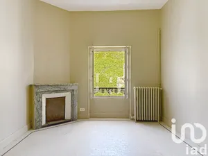 Building at Cavaillon (84300)