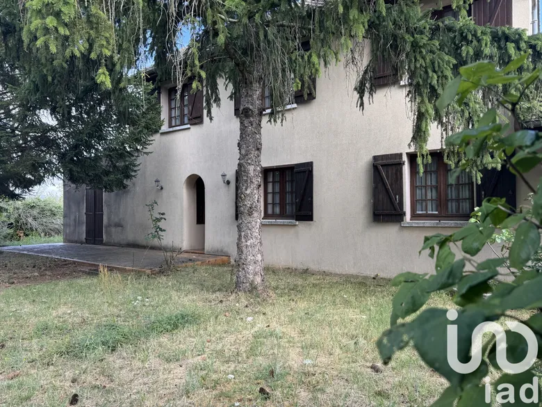 Maison 9 pièces 195 m² · à Chinon · 195 m² · 237 000 €