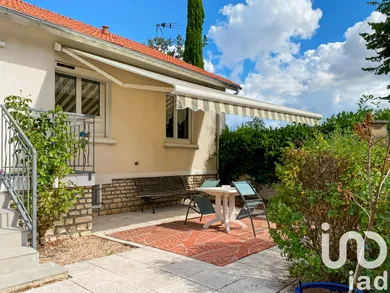 Maison de ville à Saint-Seurin-sur-l'Isle (33660)