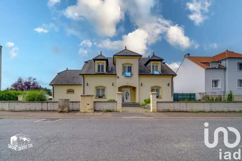 Maison 7 pièces 191 m² · à Florange · 191 m² · 459 000 €