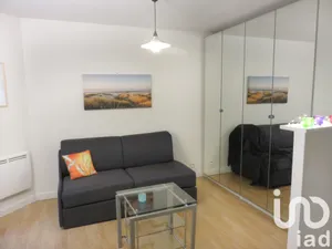 Studio at Paris (75017)