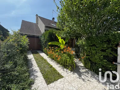 Maison traditionnelle à Yerres (91330)