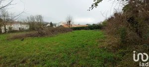 Terrain à bâtir à Bessines (79000)