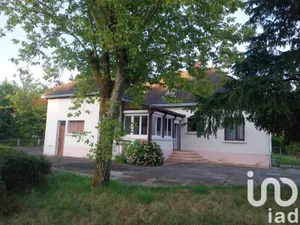 Maison traditionnelle à Sainte-Catherine-de-Fierbois (37800)