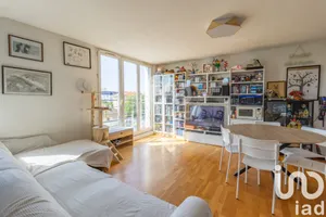 Apartment at Chatou (78400)