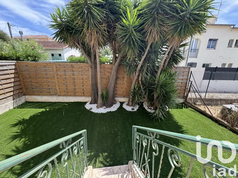 Maison 6 pièces 163 m² · à Sanary-sur-Mer · 163 m² · 650 000 €