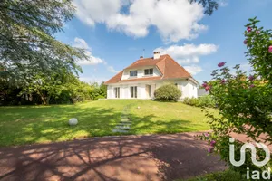 Maison à Montigny-sur-Loing (77690)