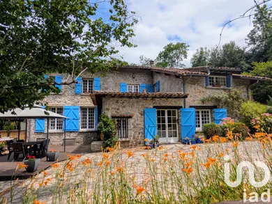 Demeure à Durban-sur-Arize (09240)