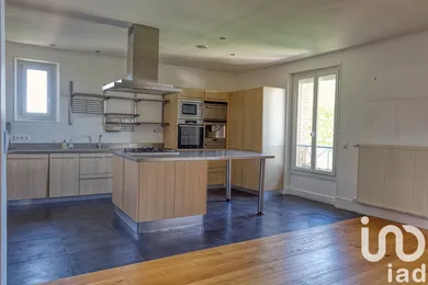 Duplex in Melun (77000)