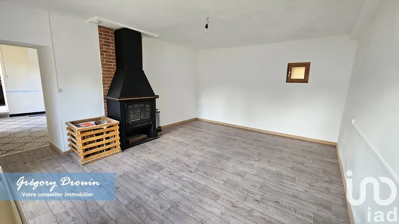 Maison 3 pièces 69 m² · à Auxy · 69 m² · 70 000 €