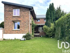 Maison de village à Villers-Bocage (80260)