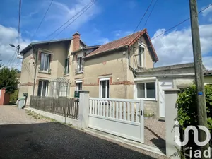 Building at Sainte-Savine (10300)